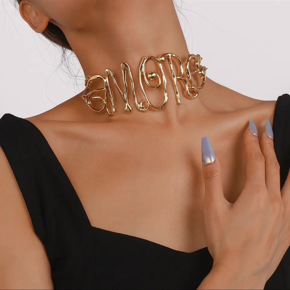 Amore Gold Choker